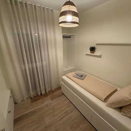 Aura Adriatica Olive - Luxury Apartment, Private Pool, Sea View, Parking *
