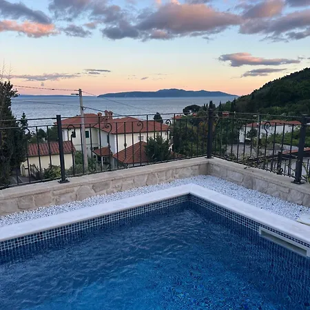 Aura Adriatica Olive - Luxury Apartment, Private Pool, Sea View, Parking
