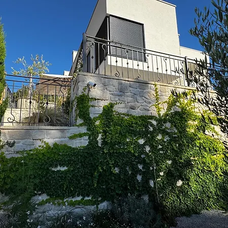 Aura Adriatica Olive - Luxury Apartment, Private Pool, Sea View, Parking Daire Lovran