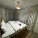 Aura Adriatica Olive - Luxury Apartment, Private Pool, Sea View, Parking Lovran