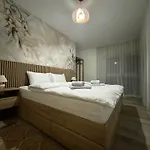 Aura Adriatica Olive - Luxury Apartment, Private Pool, Sea View, Parking Apartament