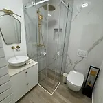 Apartament Aura Adriatica Olive - Luxury Apartment, Private Pool, Sea View, Parking Lovran