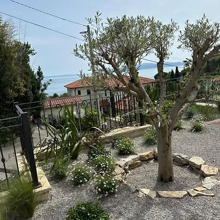 Appartement Aura Adriatica Olive - Luxury Apartment, Private Pool, Sea View, Parking Lovran